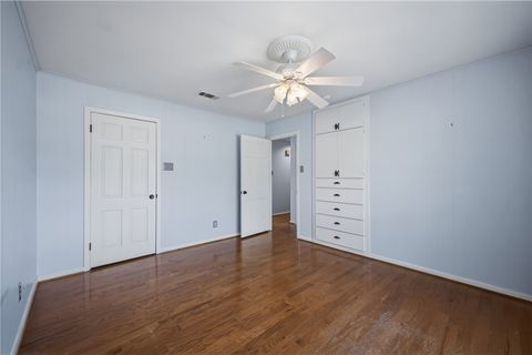 Tiny photo for 2104 Carter Creek Parkway, Bryan, TX 77802 (MLS # 26004523)