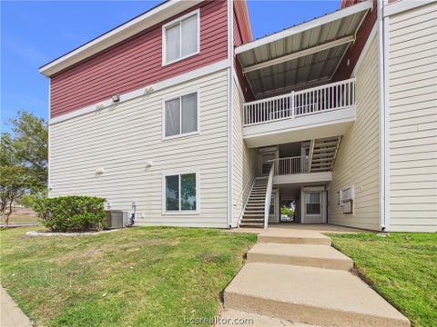 Photo of 525 Southwest Parkway #301, College Station, TX 77840 (MLS # 26012838)