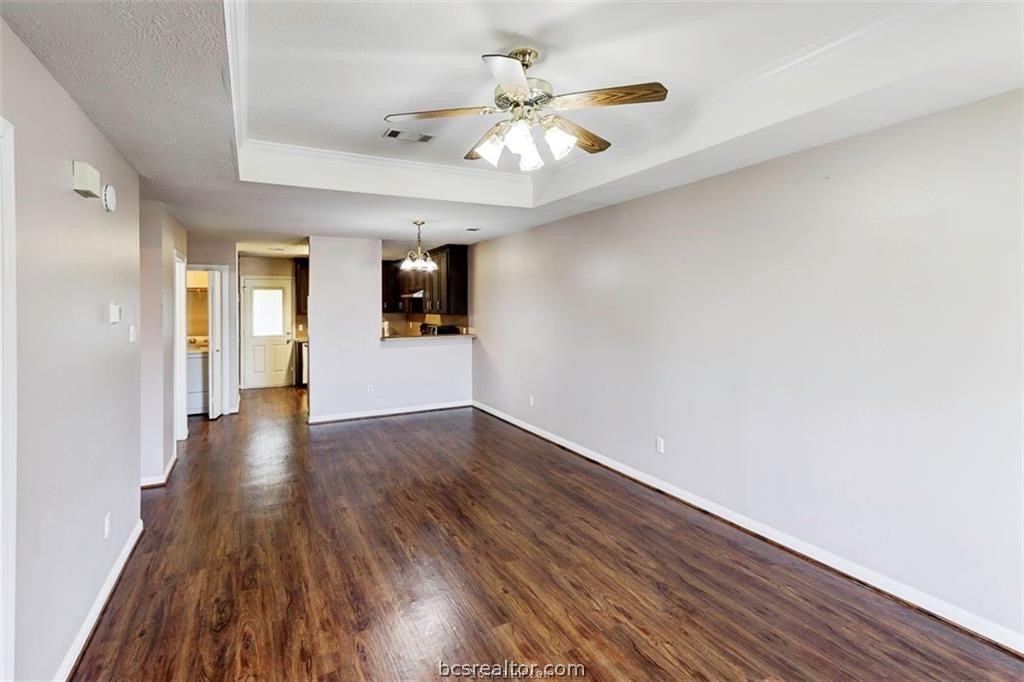 College Station, Texas 77840, United States, 3 Bedrooms Bedrooms, ,2 BathroomsBathrooms,Residential,Pending,57278