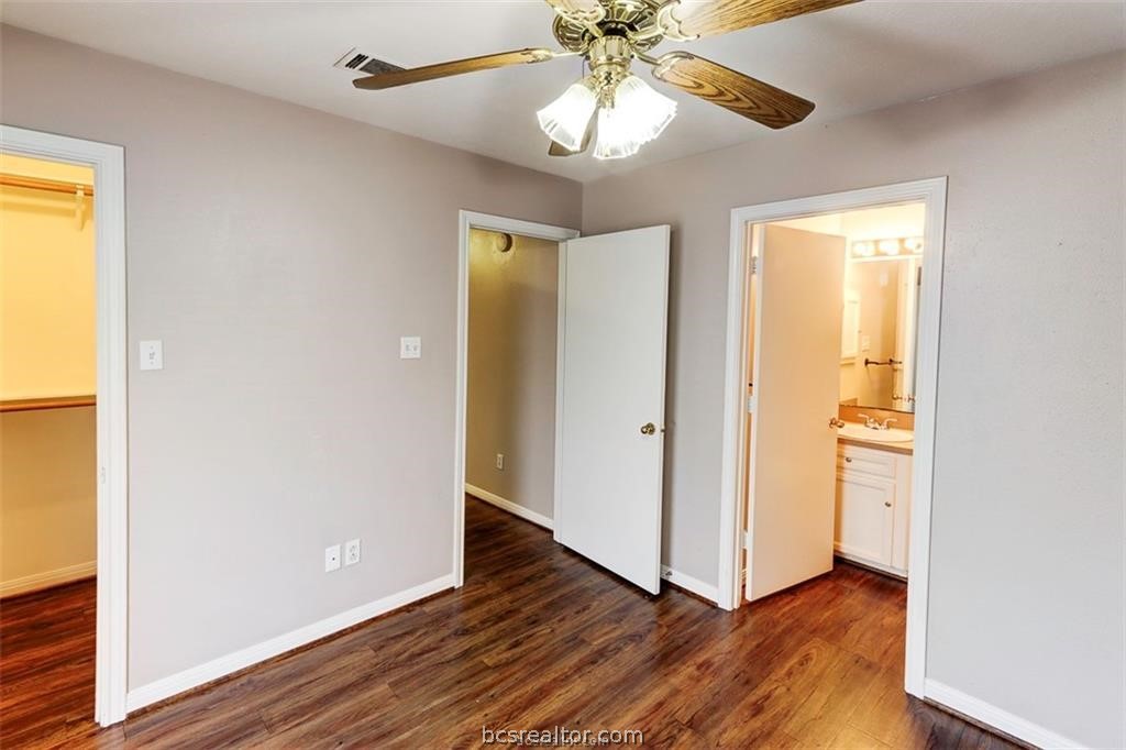 College Station, Texas 77840, United States, 3 Bedrooms Bedrooms, ,2 BathroomsBathrooms,Residential,Pending,57278