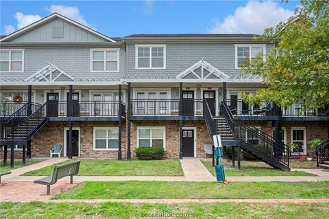 Tiny photo for 1725 Harvey Mitchell Parkway S #2125, College Station, TX 77840 (MLS # 26002870)