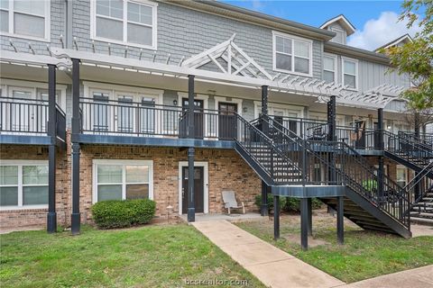 Tiny photo for 1725 Harvey Mitchell Parkway S #2125, College Station, TX 77840 (MLS # 26002870)