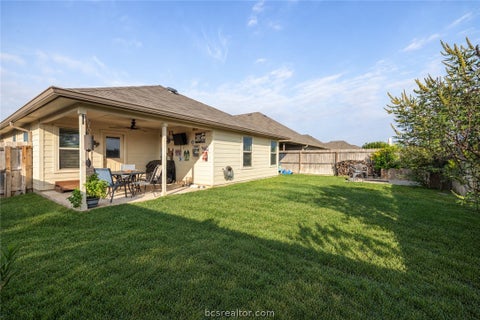 Tiny photo for 5244 Montague Loop, Bryan, TX 77807 (MLS # 26011859)