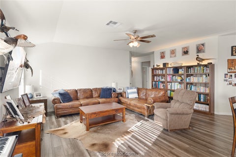 Tiny photo for 5244 Montague Loop, Bryan, TX 77807 (MLS # 26011859)