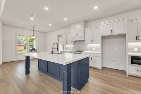 Tiny photo for 2409 Faulkner Drive, College Station, TX 77845 (MLS # 26011917)