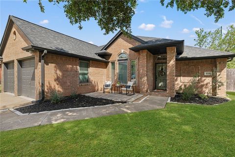 Photo of 1725 Purple Martin Cove, College Station, TX 77845 (MLS # 26004282)