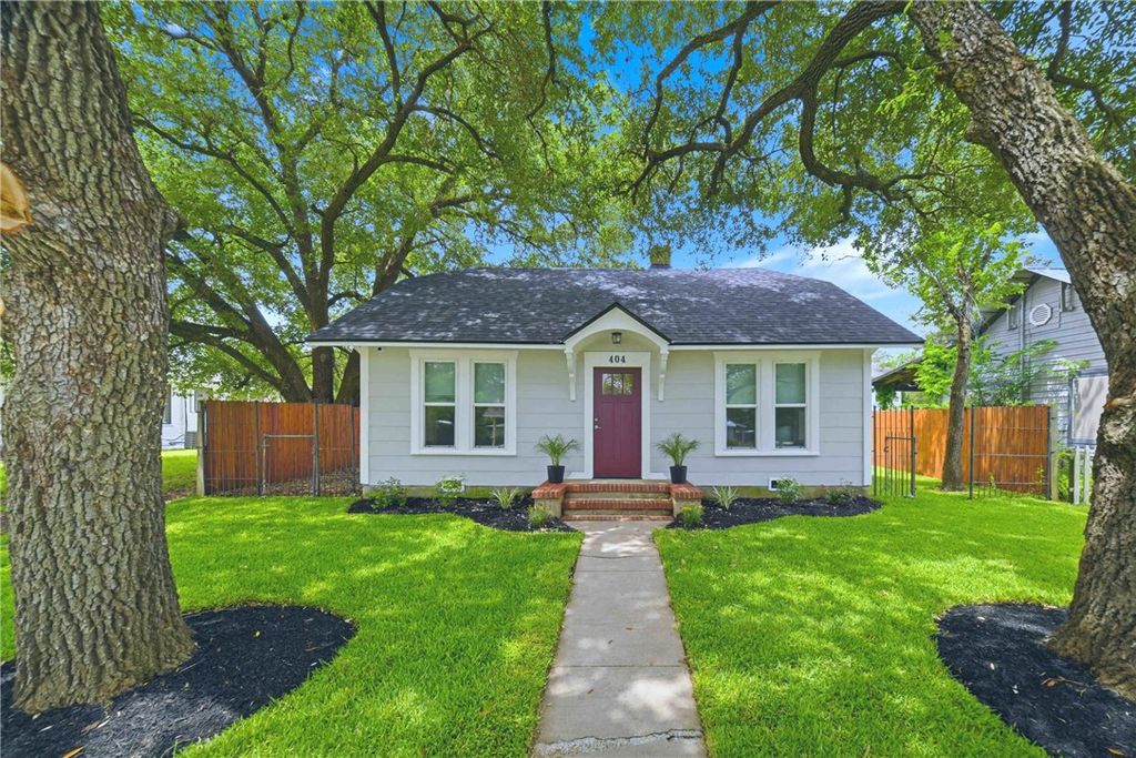 Photo of 404 Ayrshire Street, College Station, TX 77840 (MLS # 26006864)