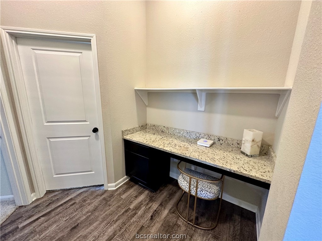 College Station, Texas 77845, United States, 3 Bedrooms Bedrooms, ,2 BathroomsBathrooms,Residential,Pending,59810