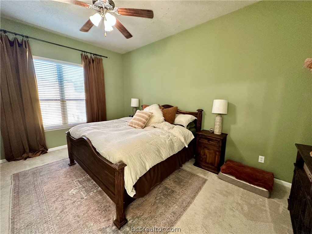 College Station, Texas 77845, United States, 3 Bedrooms Bedrooms, ,2 BathroomsBathrooms,Residential,Pending,59810