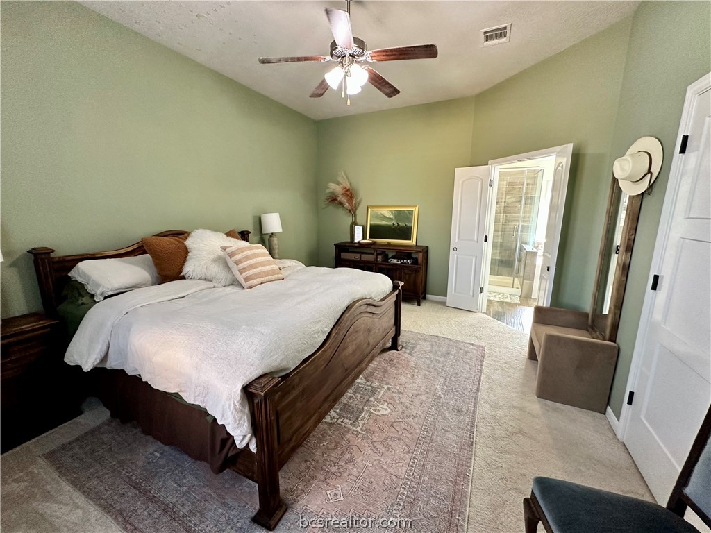 College Station, Texas 77845, United States, 3 Bedrooms Bedrooms, ,2 BathroomsBathrooms,Residential,Pending,59810