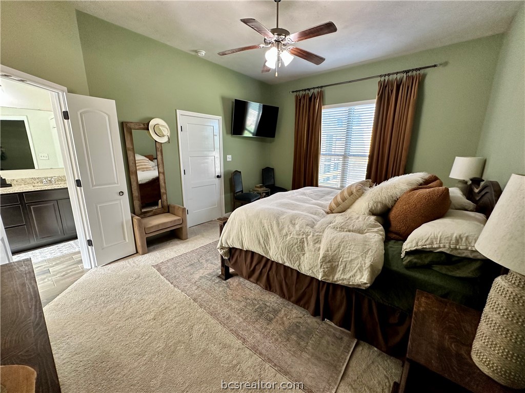 College Station, Texas 77845, United States, 3 Bedrooms Bedrooms, ,2 BathroomsBathrooms,Residential,Pending,59810