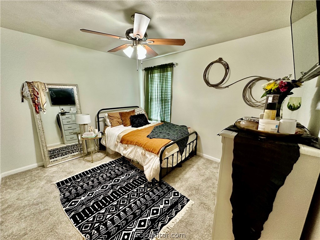 College Station, Texas 77845, United States, 3 Bedrooms Bedrooms, ,2 BathroomsBathrooms,Residential,Pending,59810