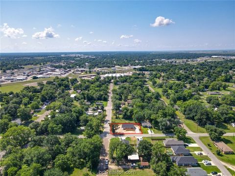 Tiny photo for 509 Milam Street, Hearne, TX 77859 (MLS # 26005511)