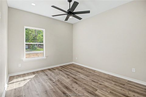 Tiny photo for 509 Milam Street, Hearne, TX 77859 (MLS # 26005511)