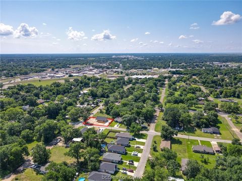 Tiny photo for 509 Milam Street, Hearne, TX 77859 (MLS # 26005511)