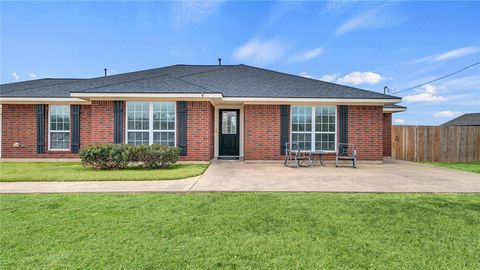 4432 SHEPERD HILL North Zulch TX 77872