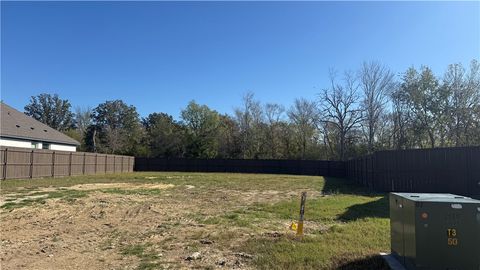 Photo of 5644 Hayduke Lane, Bryan, TX 77802 (MLS # 25012824)