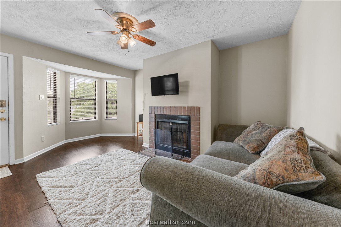 Bryan, Texas 77801, United States, 1 Bedroom Bedrooms, ,1 BathroomBathrooms,Residential,Active,57542