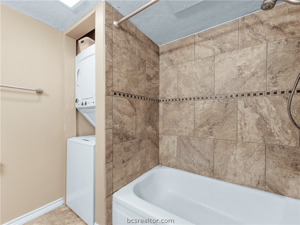 Bryan, Texas 77801, United States, 1 Bedroom Bedrooms, ,1 BathroomBathrooms,Residential,Active,57542