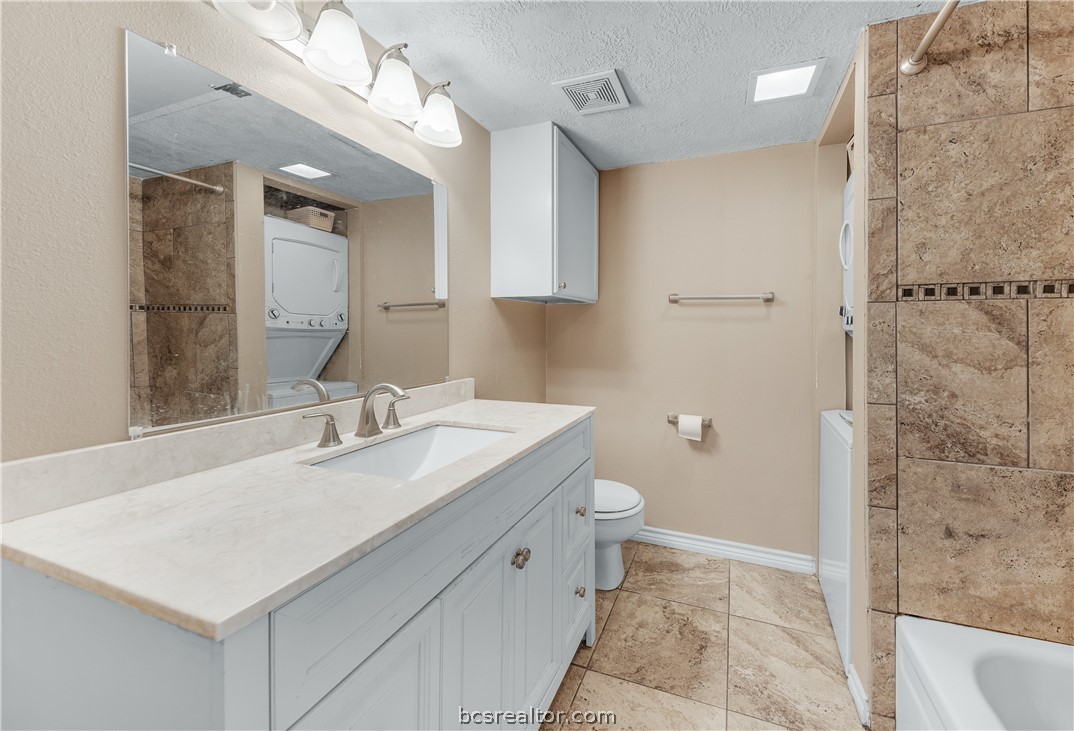 Bryan, Texas 77801, United States, 1 Bedroom Bedrooms, ,1 BathroomBathrooms,Residential,Active,57542