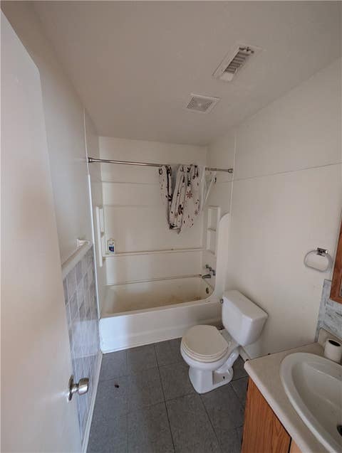 Tiny photo for 905 Grace Street, Navasota, TX 77868 (MLS # 26010317)