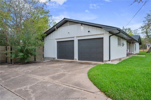 Tiny photo for 4201 Nagle Street, Bryan, TX 77801 (MLS # 26011736)
