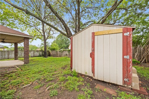 Tiny photo for 331 Stone Point Pt, New Braunfels, TX 78130 (MLS # 26011062)