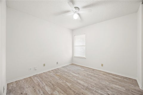 Tiny photo for 331 Stone Point Pt, New Braunfels, TX 78130 (MLS # 26011062)