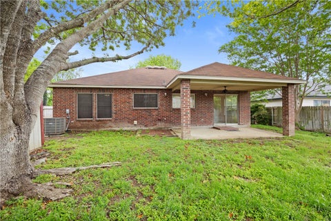 Tiny photo for 331 Stone Point Pt, New Braunfels, TX 78130 (MLS # 26011062)