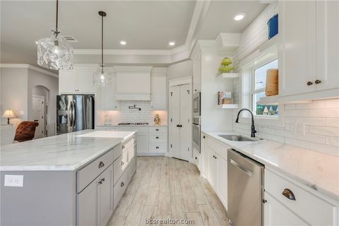 Tiny photo for 4112 Caney Creek Court, College Station, TX 77845 (MLS # 26004036)