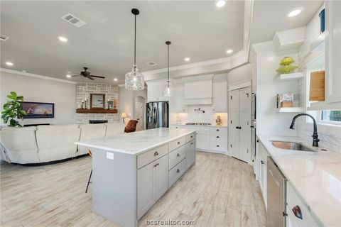 Tiny photo for 4112 Caney Creek Court, College Station, TX 77845 (MLS # 26004036)