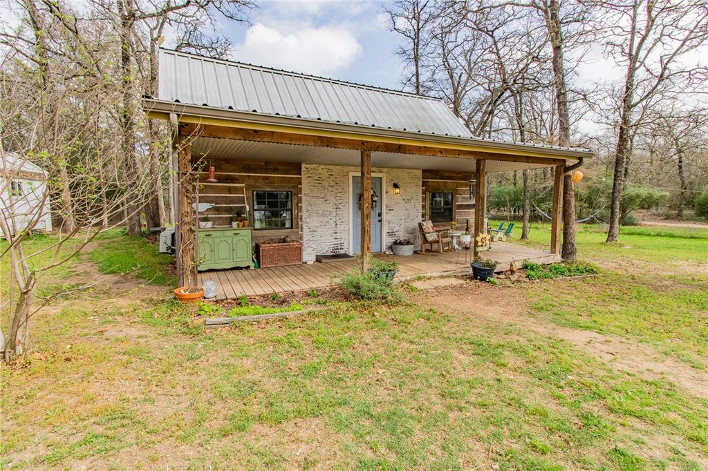 Photo of 10888 W US Highway 79, Hearne, TX 77859 (MLS # 26005900)
