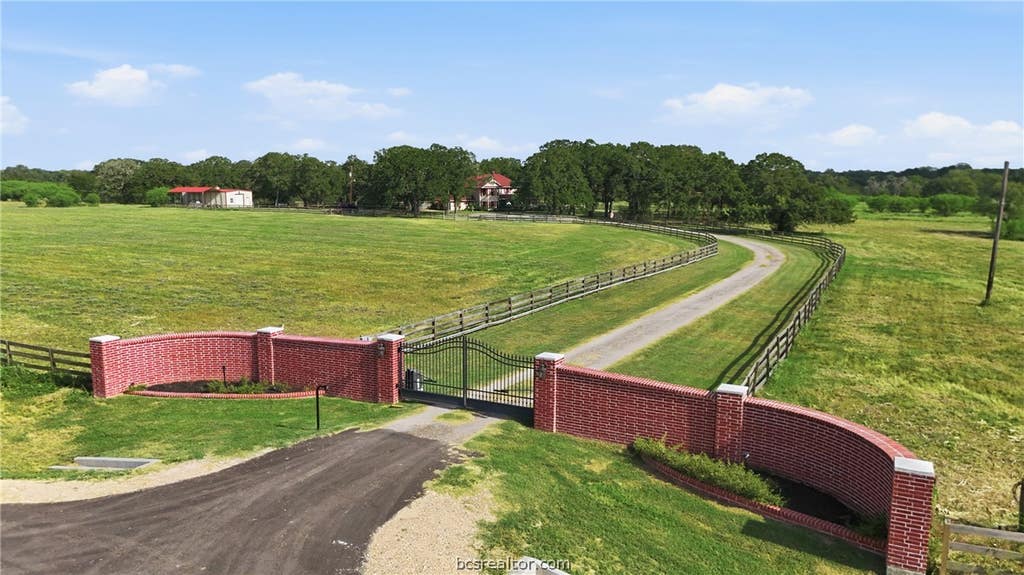 Photo of 7090 Old Reliance Road, Bryan, TX 77808 (MLS # 26009933)