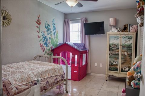 Tiny photo for 3613 Oak Ridge Dr, Bryan, TX 77802 (MLS # 26004413)