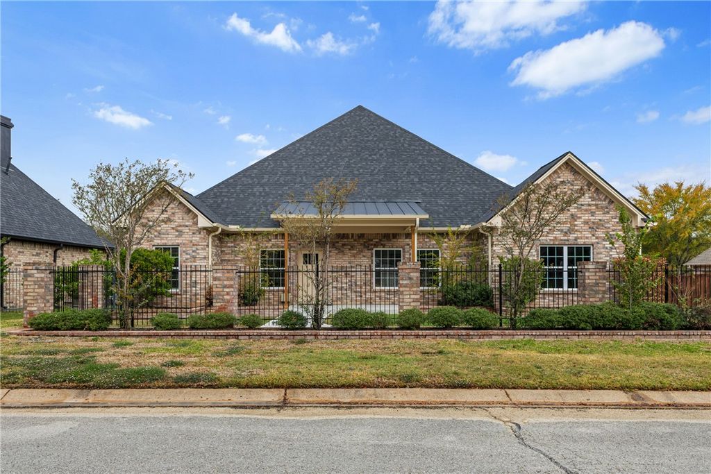 Photo of 4703 Saint Andrews Drive, College Station, TX 77845 (MLS # 25011680)