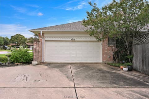 Tiny photo for 300 Chimney Hill Drive, College Station, TX 77840 (MLS # 26009181)