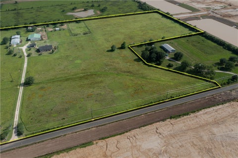 Tiny photo for 33737 Cameron Road, Waller, TX 77484 (MLS # 26008556)
