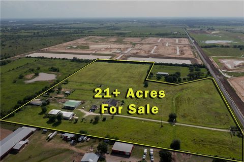 Tiny photo for 33737 Cameron Road, Waller, TX 77484 (MLS # 26008556)