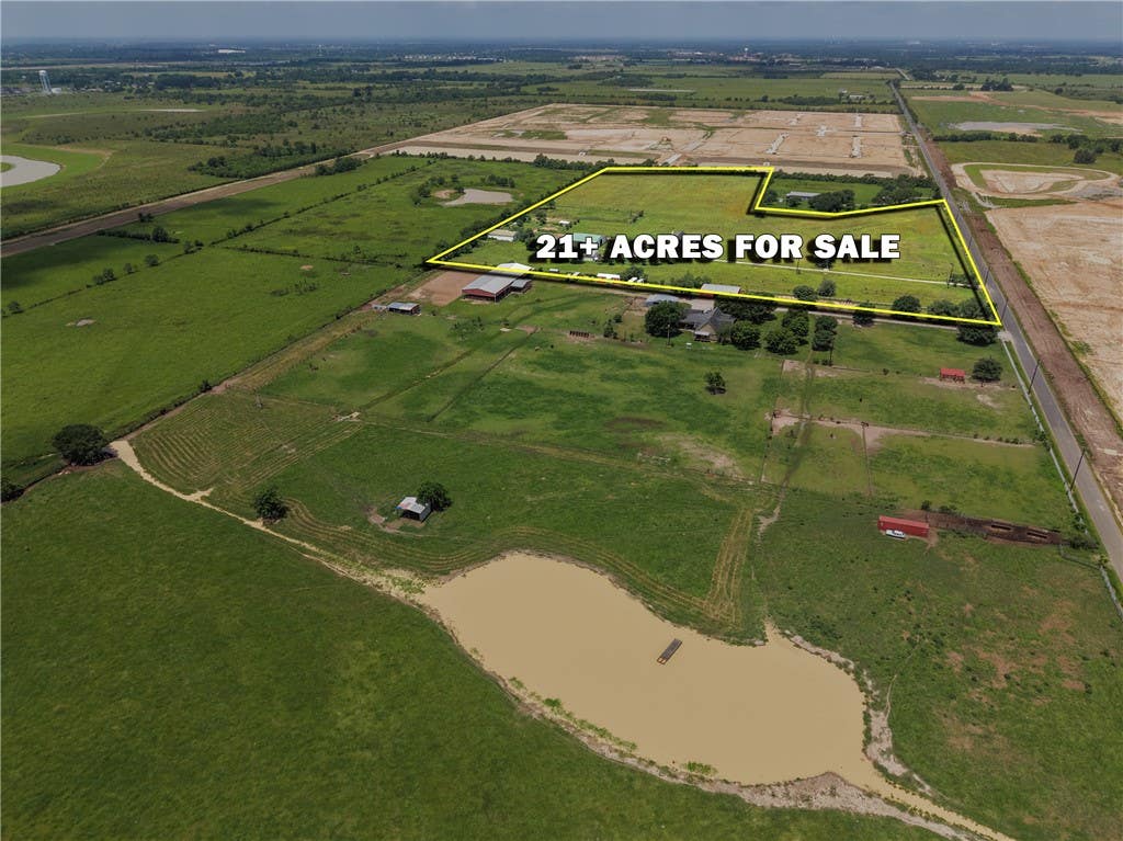 Photo of 33737 Cameron Road, Waller, TX 77484 (MLS # 26008556)