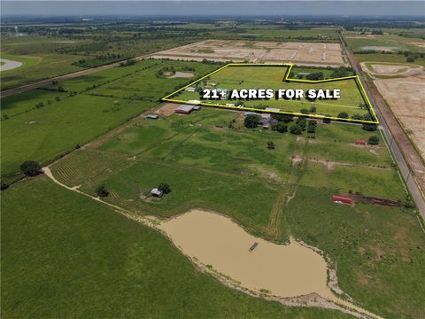 Tiny photo for 33737 Cameron Road, Waller, TX 77484 (MLS # 26008556)