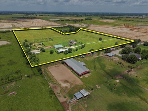 Tiny photo for 33737 Cameron Road, Waller, TX 77484 (MLS # 26008556)