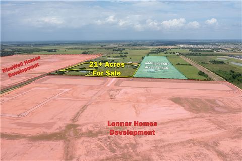 Tiny photo for 33737 Cameron Road, Waller, TX 77484 (MLS # 26008556)