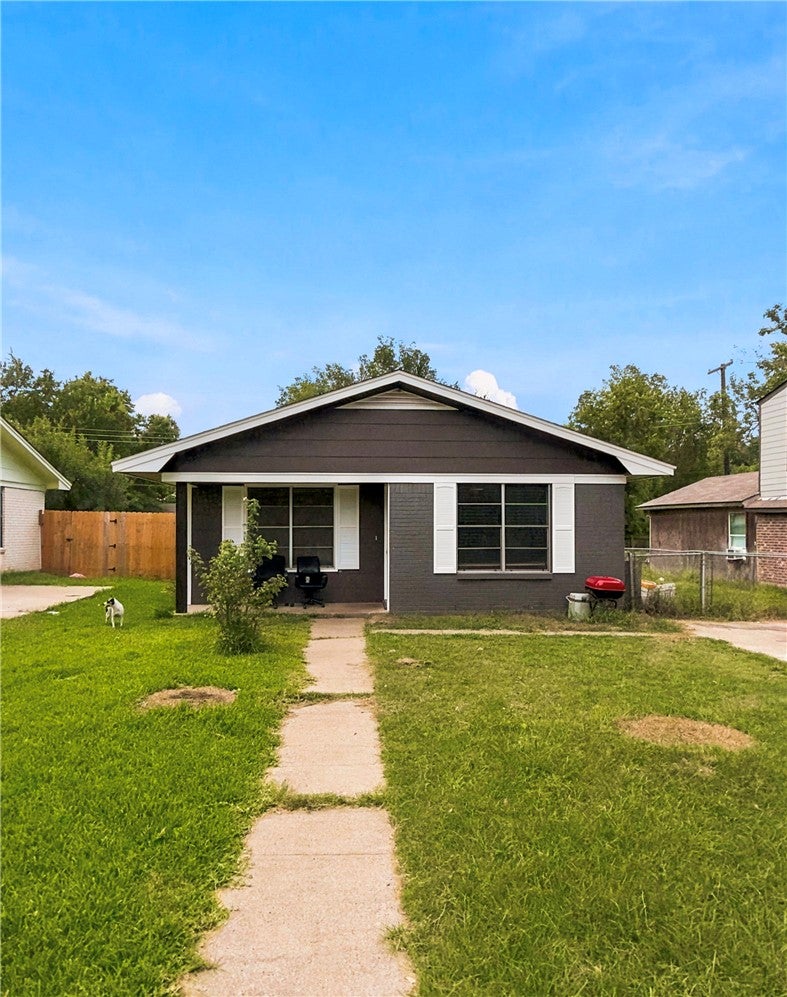 Photo of 1715 Wilson Street, Bryan, TX 77803 (MLS # 26009867)