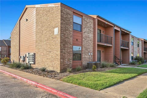 Tiny photo for 904 University Oaks Boulevard #123, College Station, TX 77840 (MLS # 26009807)