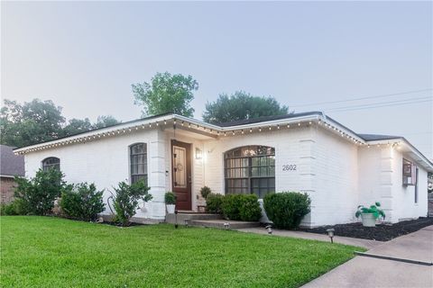 Photo of 2602 Arbor Drive, Bryan, TX 77802 (MLS # 26006028)