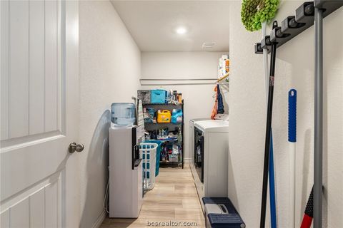 Tiny photo for 5222 Montague Loop, Bryan, TX 77807 (MLS # 26001661)