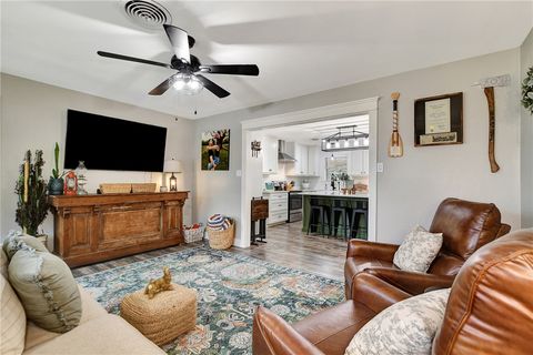 Tiny photo for 205 Munz Street, Brenham, TX 77833 (MLS # 26001008)