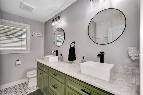 Tiny photo for 205 Munz Street, Brenham, TX 77833 (MLS # 26001008)