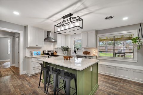 Tiny photo for 205 Munz Street, Brenham, TX 77833 (MLS # 26001008)