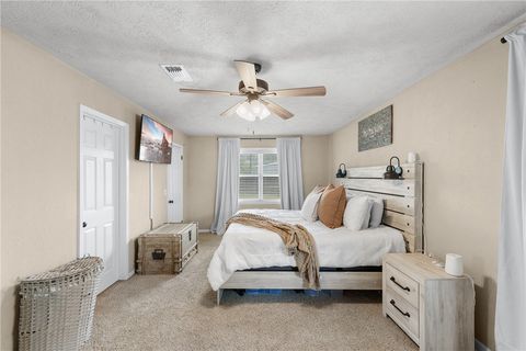 Tiny photo for 806 Dillard Street, Caldwell, TX 77836 (MLS # 26006828)